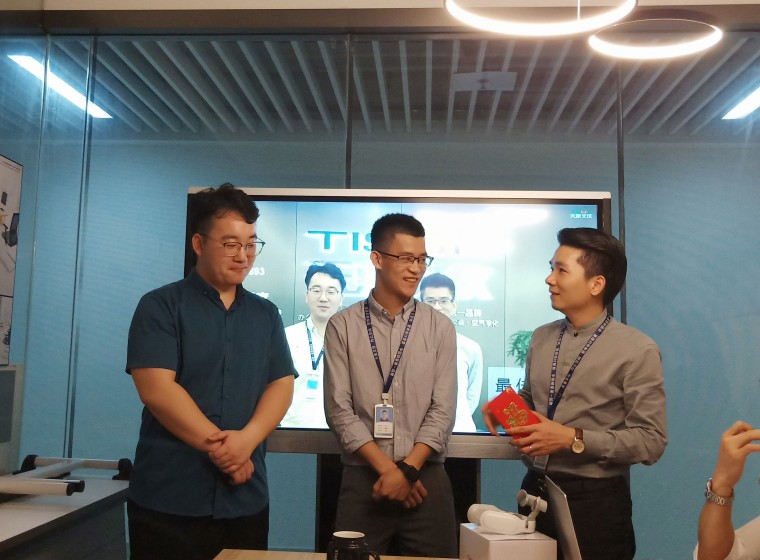 天象文儀家具舉行團(tuán)隊(duì)表彰活動